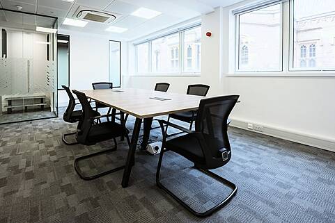 Rent Temporary Office Space, Basinghall Street, City of London, London, United Kingdom, LON7184