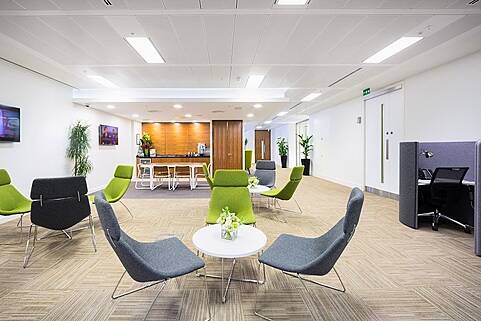 Executive Offices, Bevis Marks, Liverpool Street, London, United Kingdom, LON5782