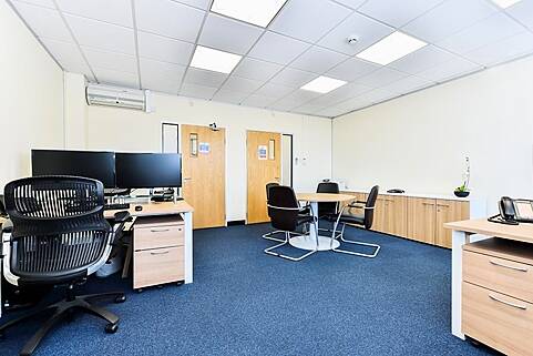 Office Suites To Let, Boston Road, London, United Kingdom, LON6666