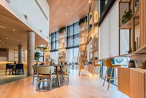 Flexible Offices, Borough High Street, Southwark, London, United Kingdom, LON7418