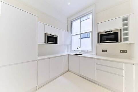 Office Suite, Chandos Street, Marylebone, London, United Kingdom, LON7478
