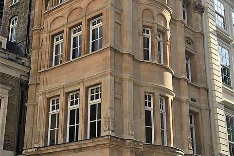 Flexible Offices, Guildhall Yard, Bank, London, United Kingdom, LON156