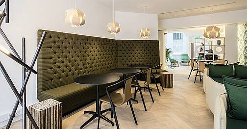 Find Office Space, Golden Square, Soho, London, United Kingdom, LON5054
