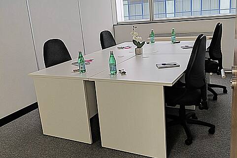 Serviced Office, Great West Road, Brentford, United Kingdom, BRE6824