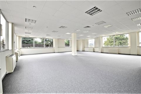 Office Space Solutions, Great West Road, Brentford, United Kingdom, BRE6824