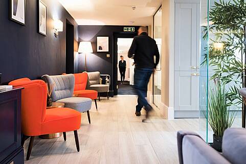 Executive Offices, Grosvenor Street, Mayfair, London, United Kingdom, LON7155