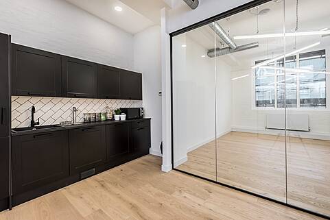 Office Suites To Rent, Horsell Road, Highbury, London, United Kingdom, LON6580