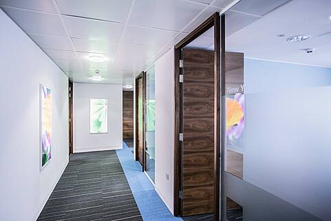Executive Office Spaces, King Street, Central Retail District, Manchester, United Kingdom, MAN5530