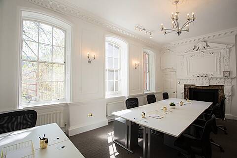 Serviced Office, Queen Street, Mansion House, London, United Kingdom, LON5660