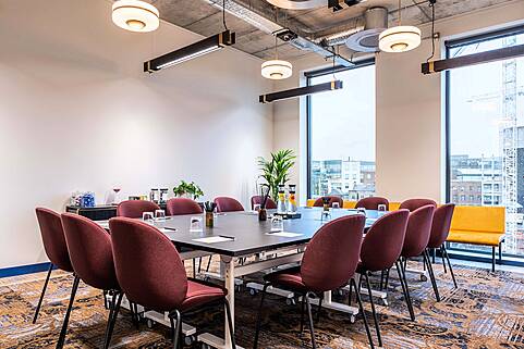 Executive Offices, Richmond Street South, Dublin 2, Dublin, Ireland, DUB6900