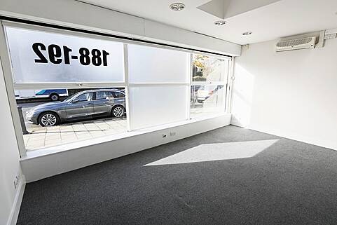 Serviced Office Spaces, Sutton Court Road, London, United Kingdom, LON6671