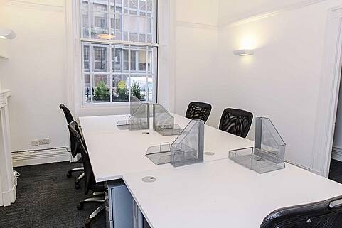 Commercial Offices, Saint Thomas Street, London Bridge, London, United Kingdom, LON5372