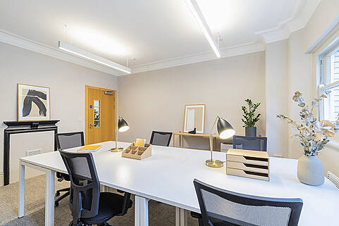 Office Space Solutions, Temple Avenue, Temple, London, United Kingdom, LON7683
