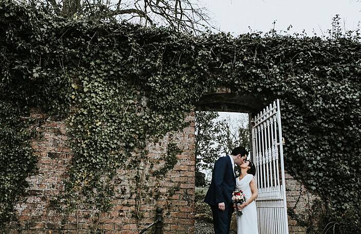 Deirdre and David's relaxed, elegant wedding at Boyne Hill House Estate