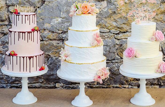 Wedding Cake Advice from Cakes by Dawn
