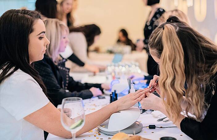 Win an awesome pamper hen party at Chipped!