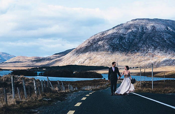 Bonnie and Matt's fairytale elopement on the streets of Galway city