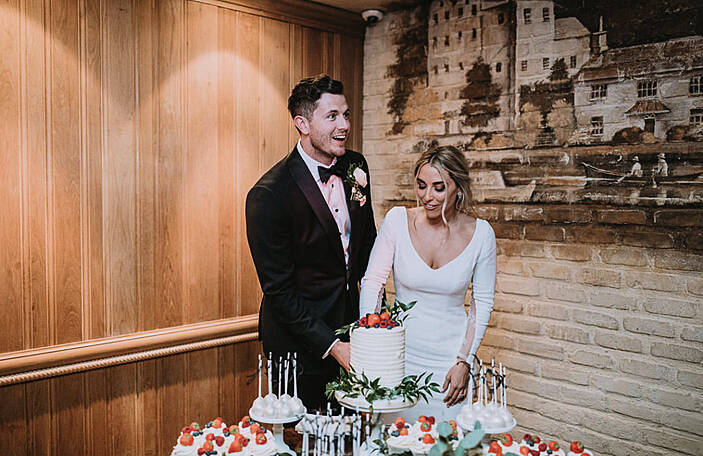 Mallory and Andrew's elegant wedding at the Cliff at Lyons