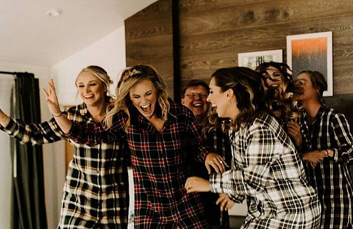 10 bridesmaid robe alternatives your bride tribe will love!