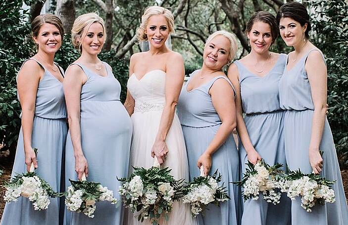 How to Deal With a Pregnant Bridesmaid at Your Wedding