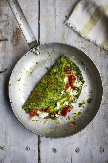 Super Green Omelette | DonalSkehan.com, Your usual omelette gets a vitamin boost with spinach and handfuls of herbs.