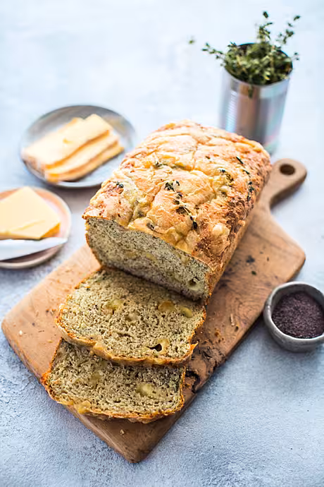 Gubbeen, Cheddar & Thyme Soda Bread | DonalSkehan.com