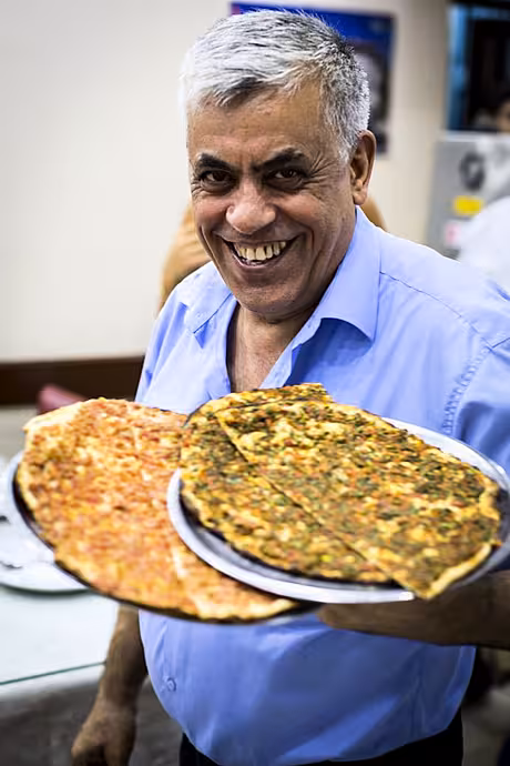 Lahmacun (Turkish Ground Meat Flatbreads) | DonalSkehan.com