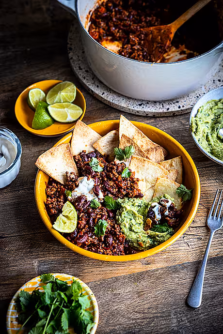 Speedy Chilli with Homemade Air Fryer Tortilla Chips & Blitzed Guac | DonalSkehan.com