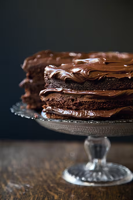 Swedish Chocolate Dream Cake | DonalSkehan.com, A rich gooey cake which is incredibly easy to make!