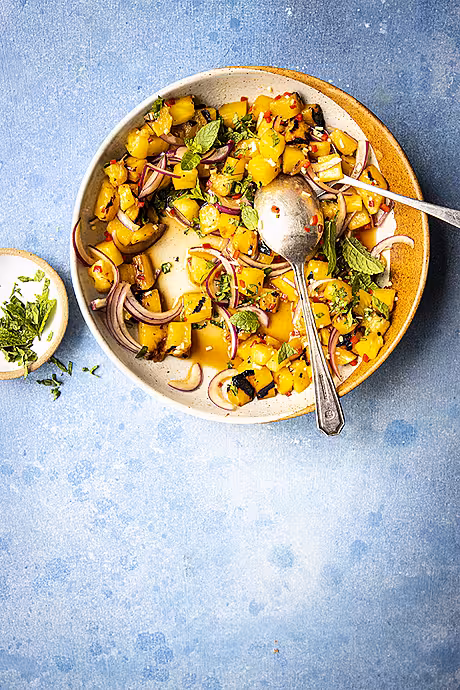 Pineapple Chilli Mint Salsa | DonalSkehan.com