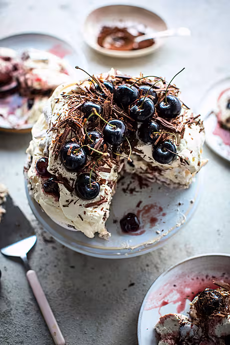 Winter Pavlova | DonalSkehan.com