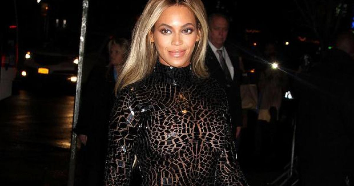 PIC This Beyonce Lookalike Is So Convincing She Gets Chased Down The Street By Screaming Fans