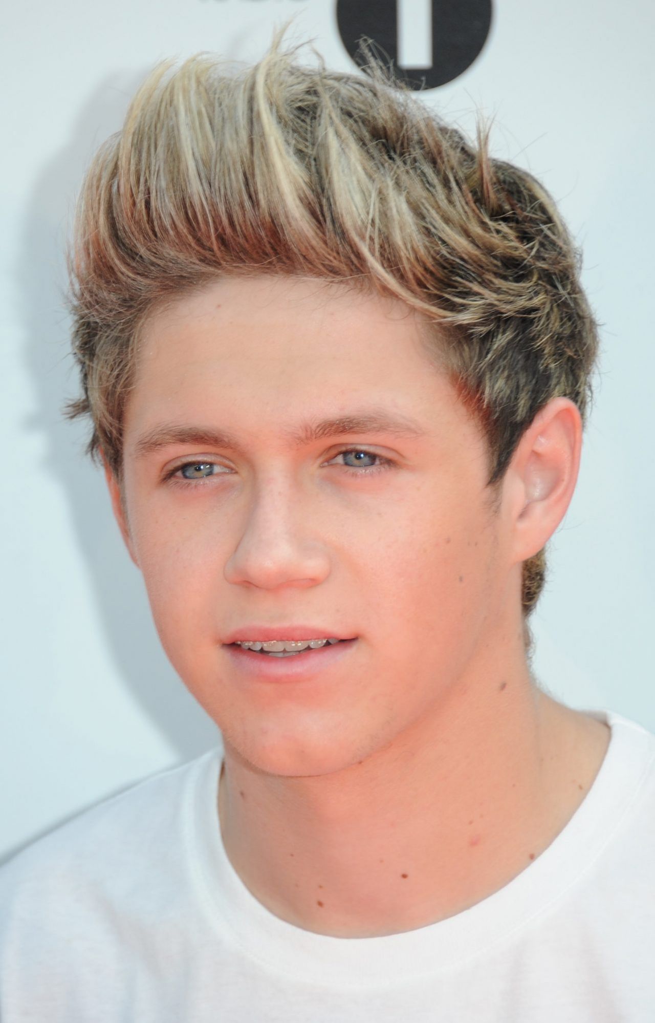 Найла луит. Найл Хоран 2012. Niall Horan 2012.