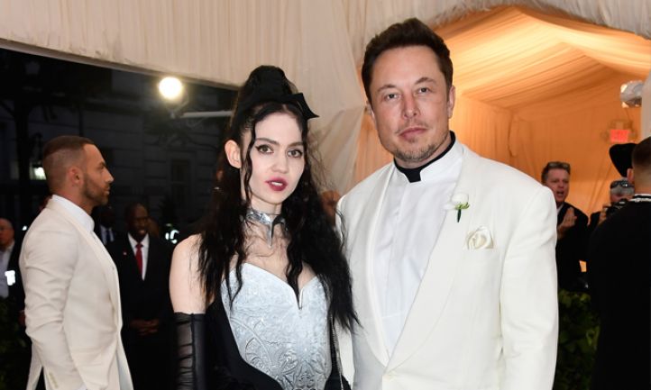 Grimes tells Elon Musk 'turn off your phone' after he tweeted about gender pronouns