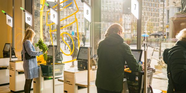 Top Self-Checkout Trends Shaping Supermarkets In 2023