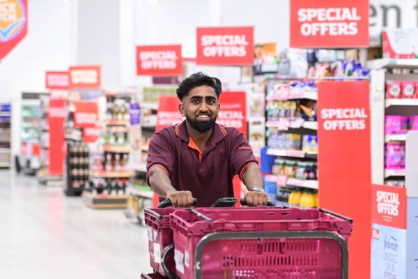 UK's Sainsbury's Sticks With Outlook Despite First-Half Profit Fall