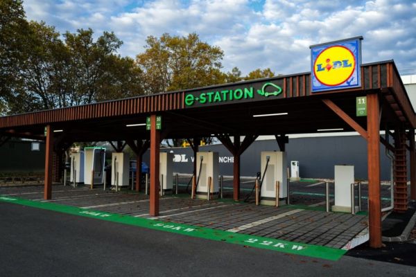 Lidl Unveils First Electric Car Charging Station In France