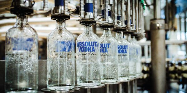 Pernod Ricard Expects Flat Full-Year Sales After Tough First Half