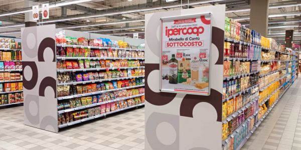 Italian Hypermarkets Shrinking To Counter Falling Sales