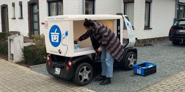 Colruyt's Collect&Go Unmanned Vehicle Makes First Grocery Deliveries
