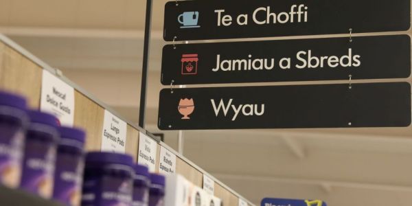 Lidl Achieves Welsh Language Certification