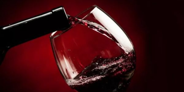 Australia's Treasury Wine Shares Tumble On Discounted Fundraising For DAOU Buyout