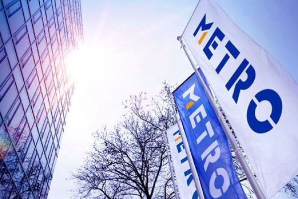 Wholesaler Metro AG Reports Positive Sales Growth In Fourth Quarter