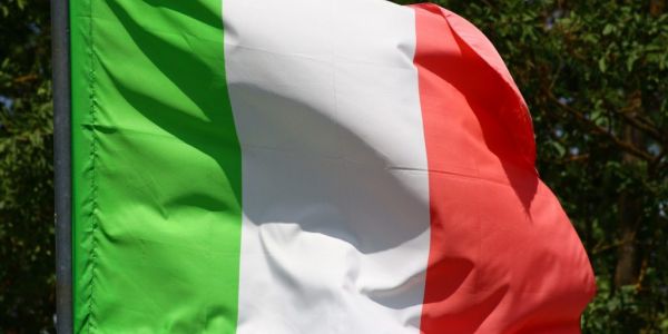 Italian Large-Scale Retail Sector Sees Sales Up, Margins Decline In 2022
