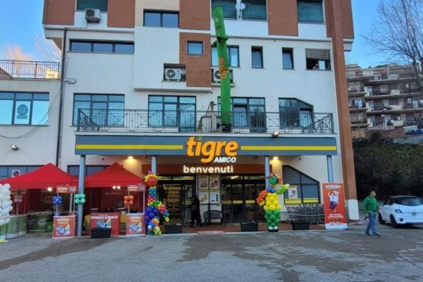 Coop Italia Offloads 54 Supermarkets In Rome