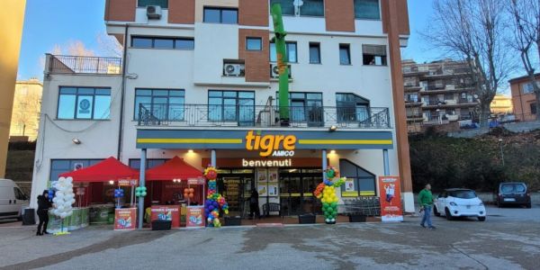 Coop Italia Offloads 54 Supermarkets In Rome