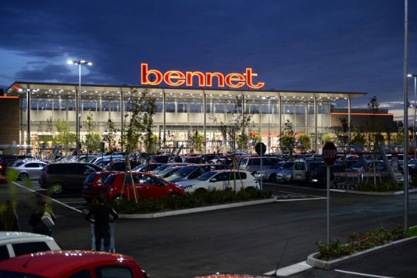 Conad Nord Ovest Acquires Three Bennet Stores For €4.4m