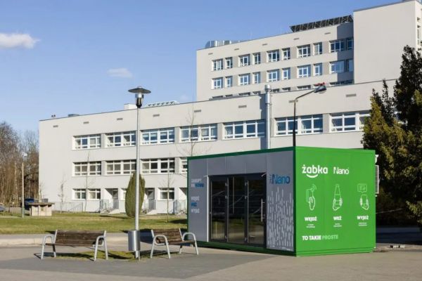 Żabka To Open Nano Outlet In A Hospital In Poznań