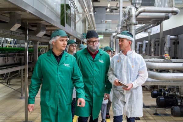 Carlsberg Unveils New Production Line At Kyiv Brewery