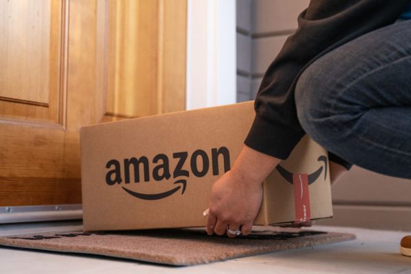 Amazon's Cloud Stabilising, Shoppers Cautious Heading Into Holiday Season